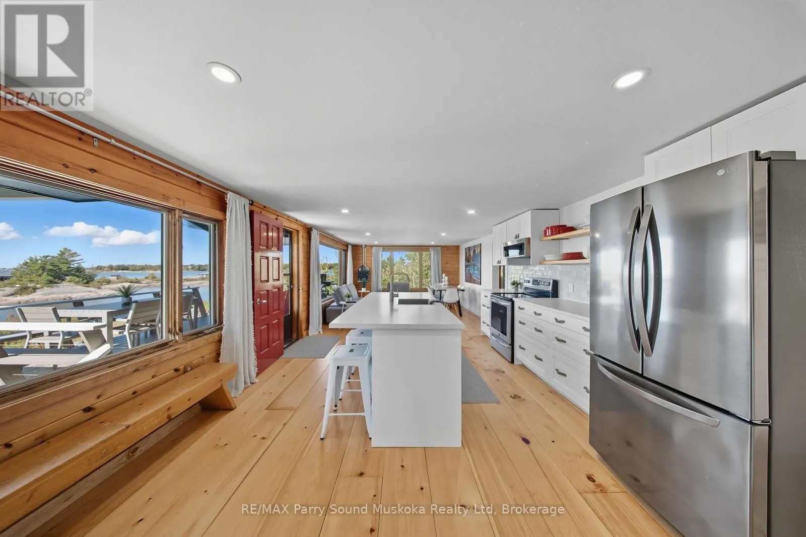 15 FORSYTHS ROAD