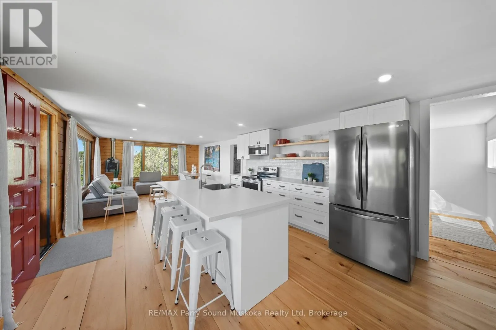 15 FORSYTHS ROAD