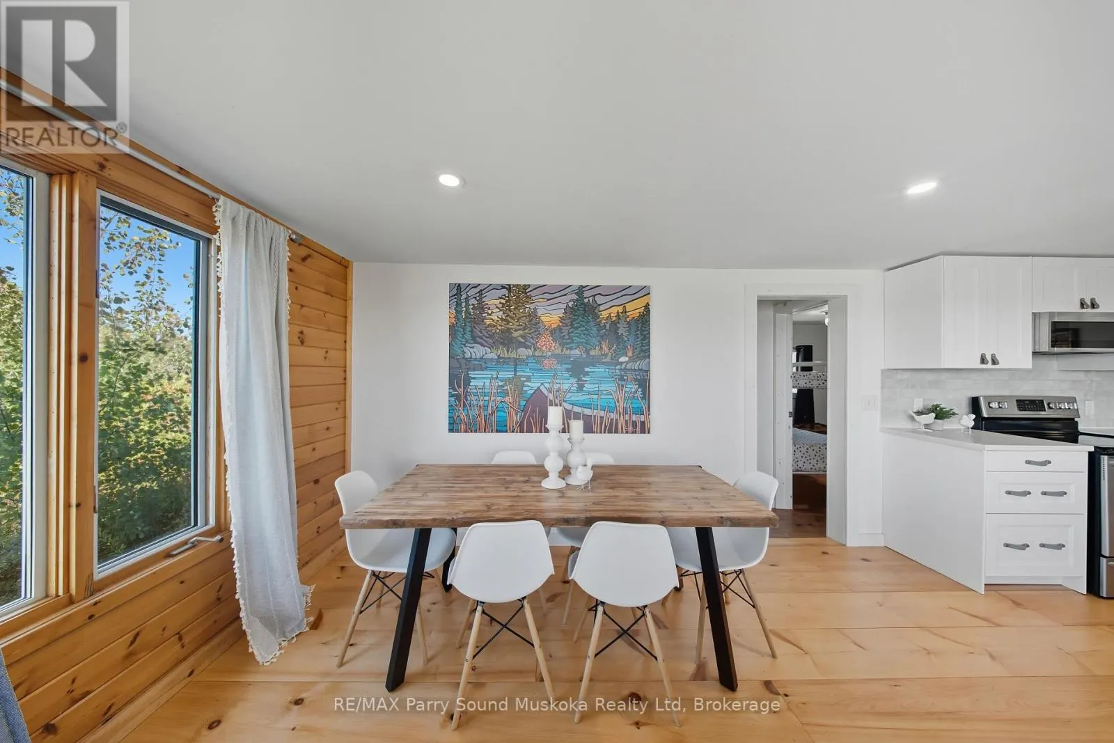 15 FORSYTHS ROAD