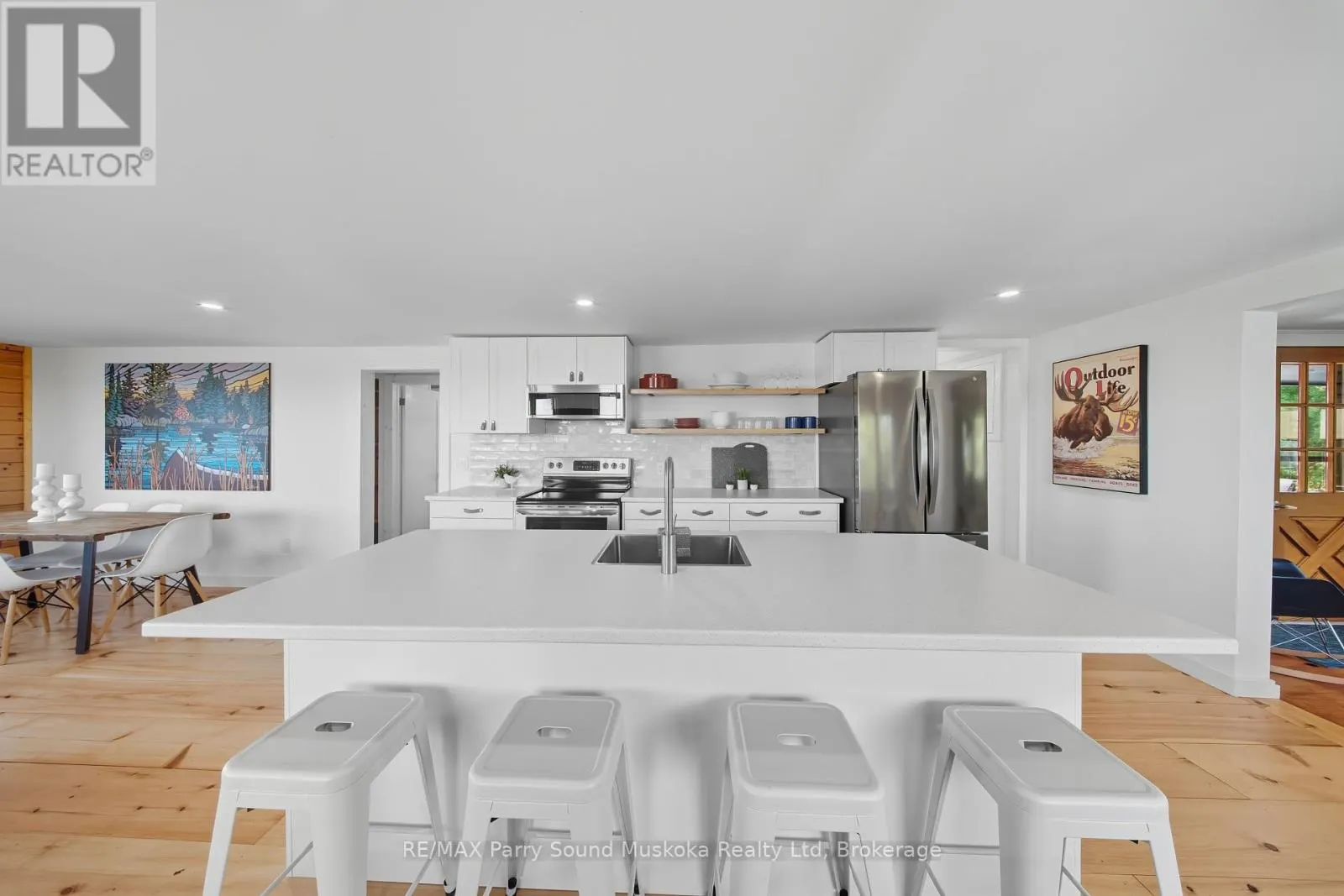 15 FORSYTHS ROAD