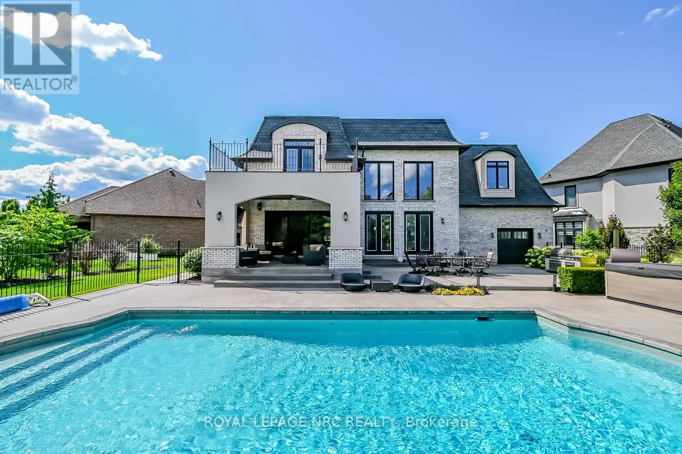 26 SANDALWOOD CRESCENT