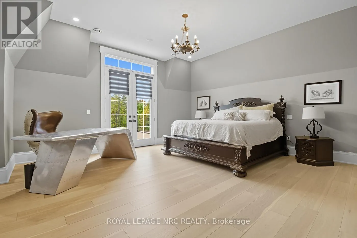 26 SANDALWOOD CRESCENT