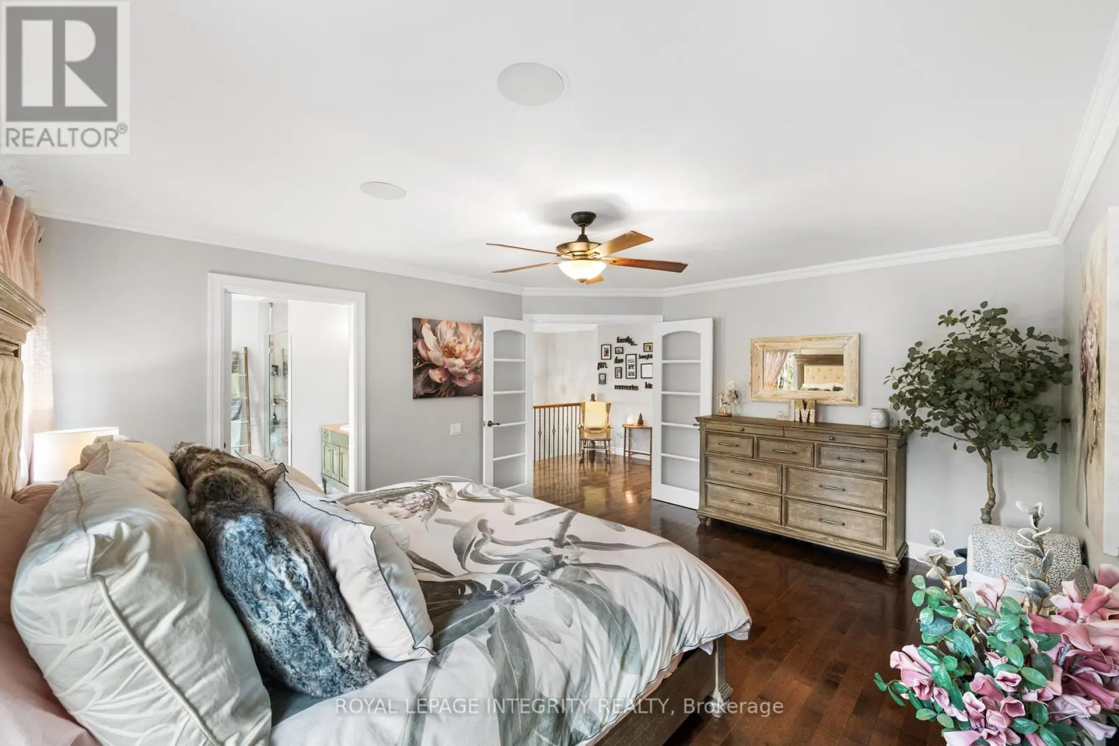 25 MARIE-EVE STREET E