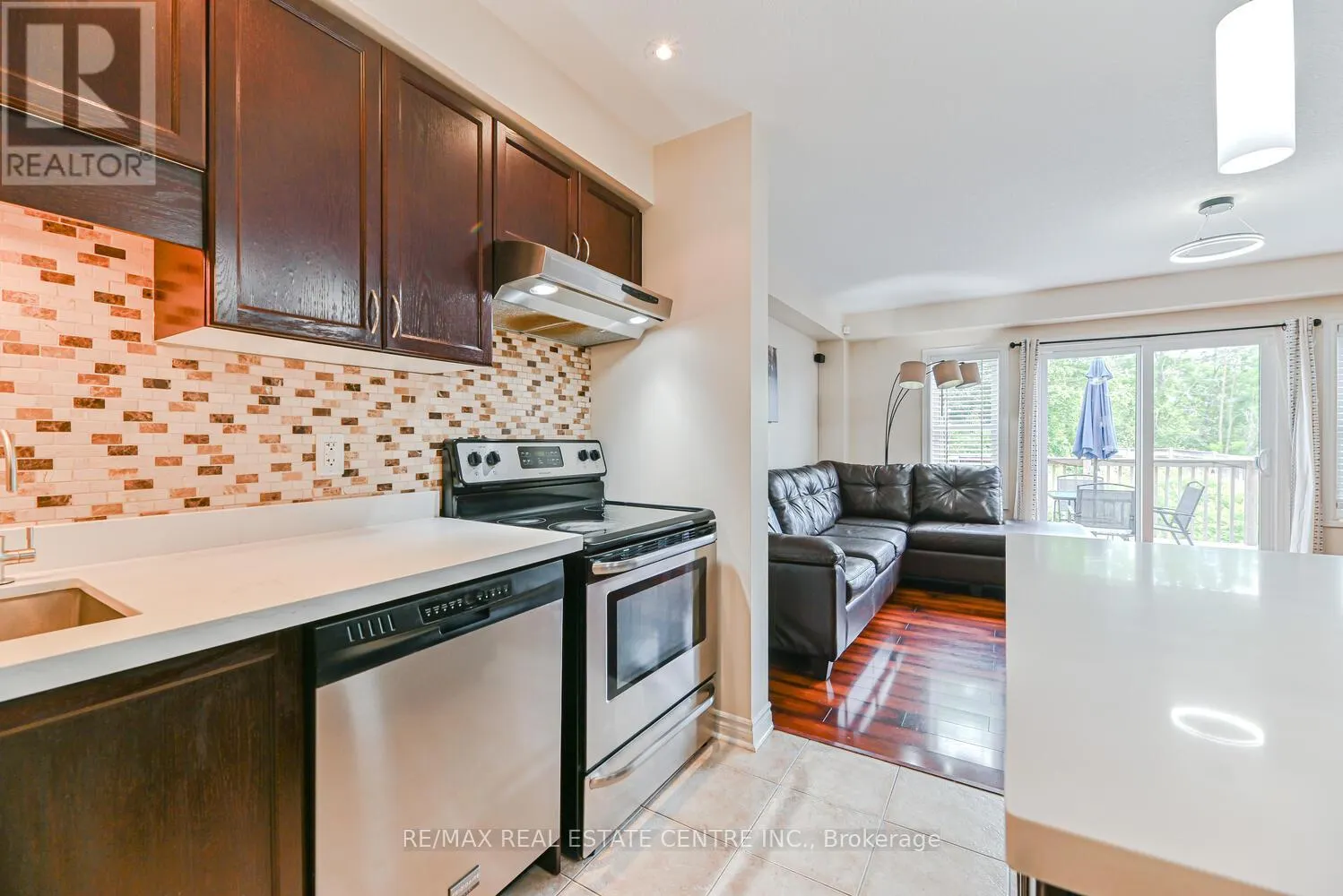 4 - 535 MARGARET STREET
