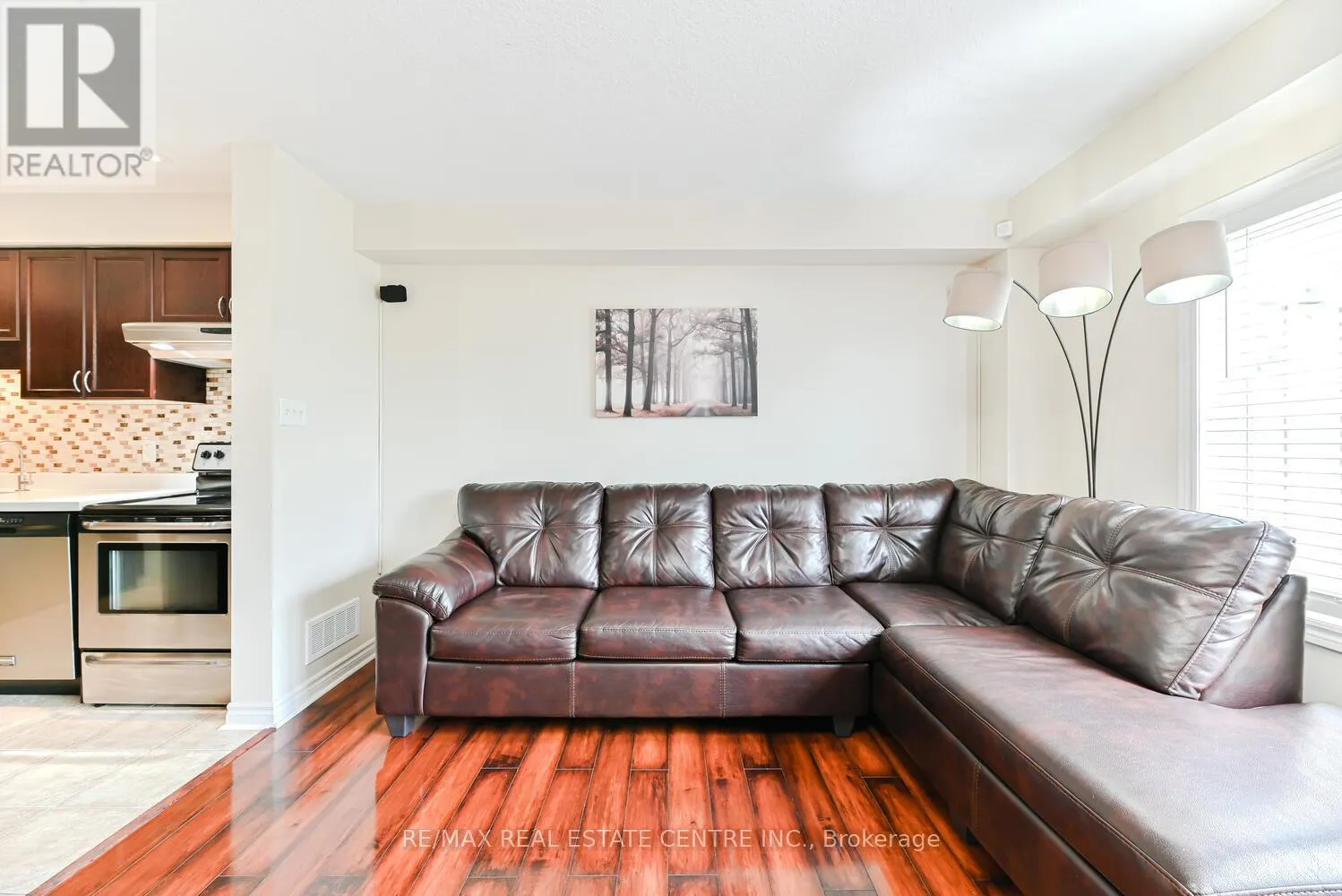 4 - 535 MARGARET STREET