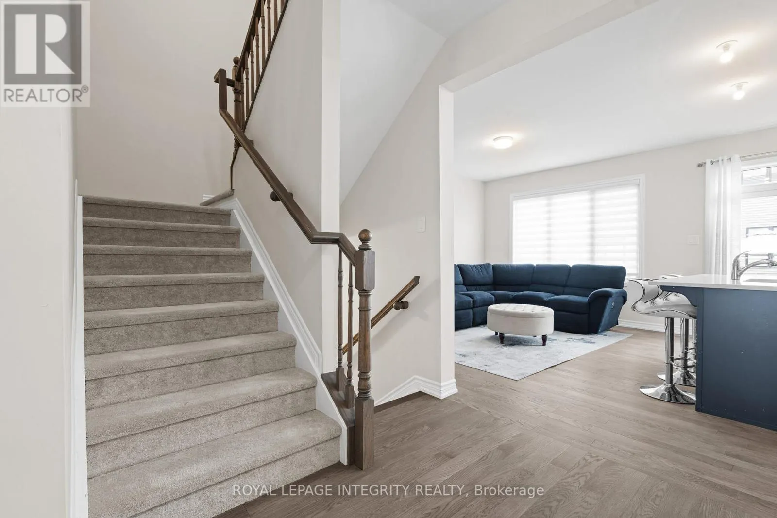 504 FLAGSTAFF DRIVE