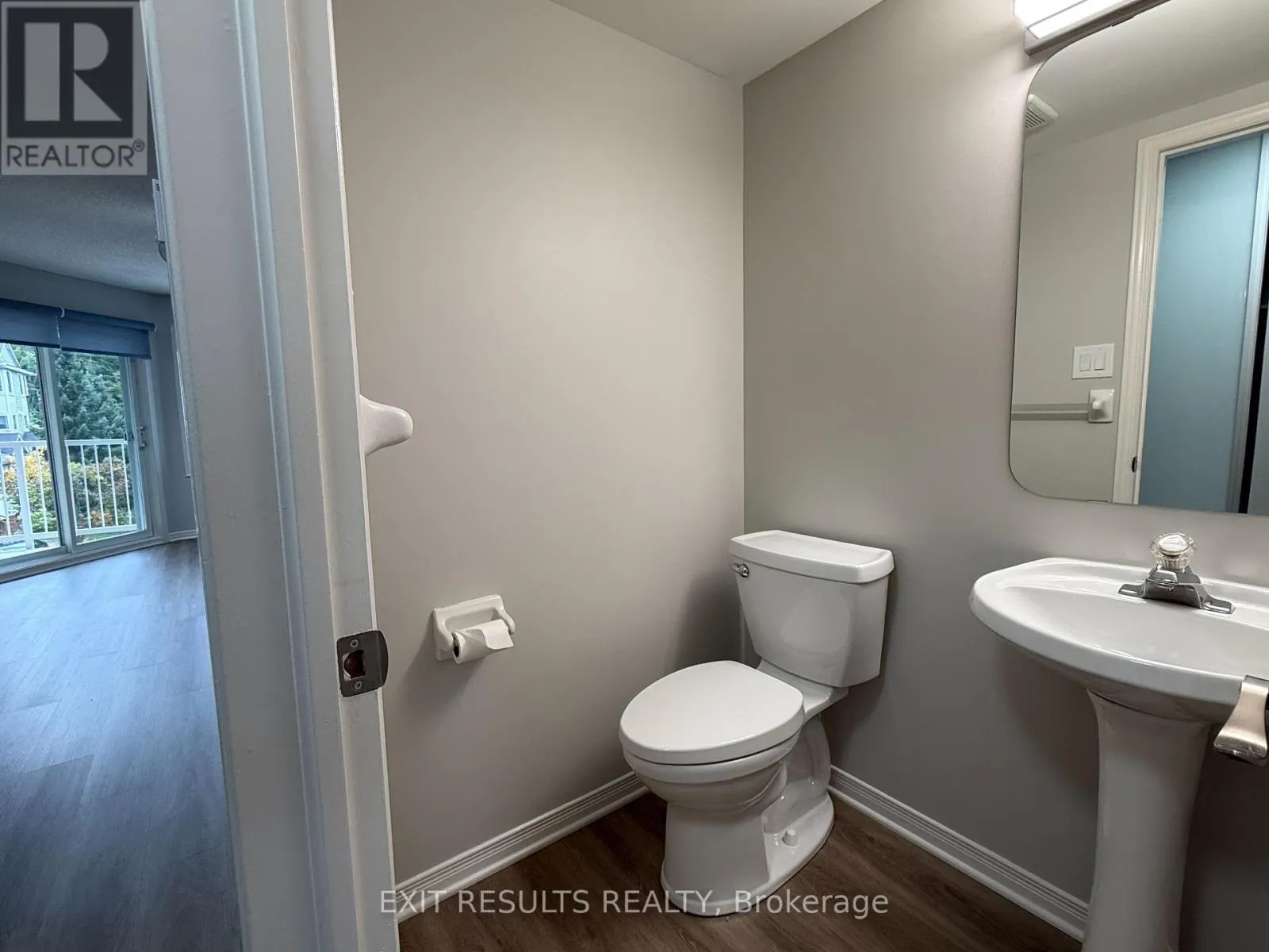 4 - 1400 WILDBERRY COURT