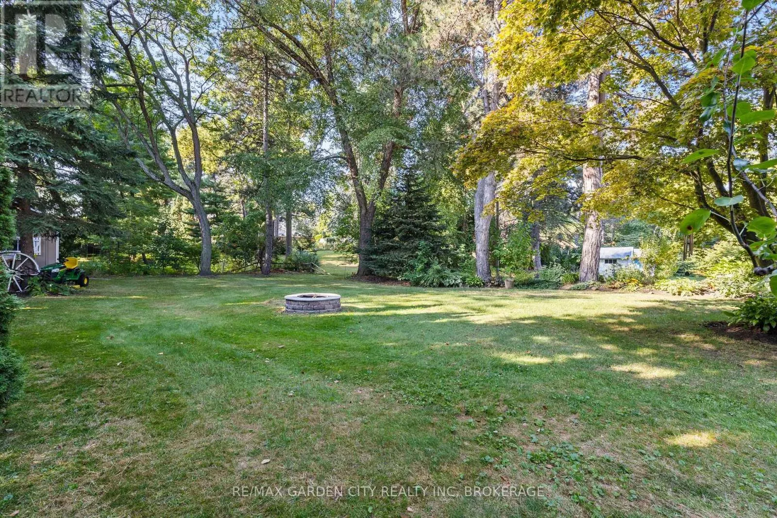 629 PENNER STREET