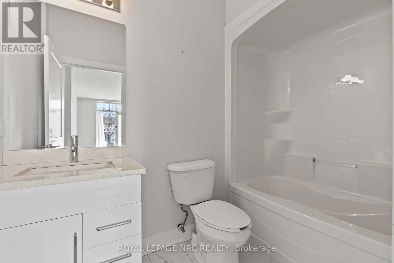 106 - 3710 MAIN STREET, #106