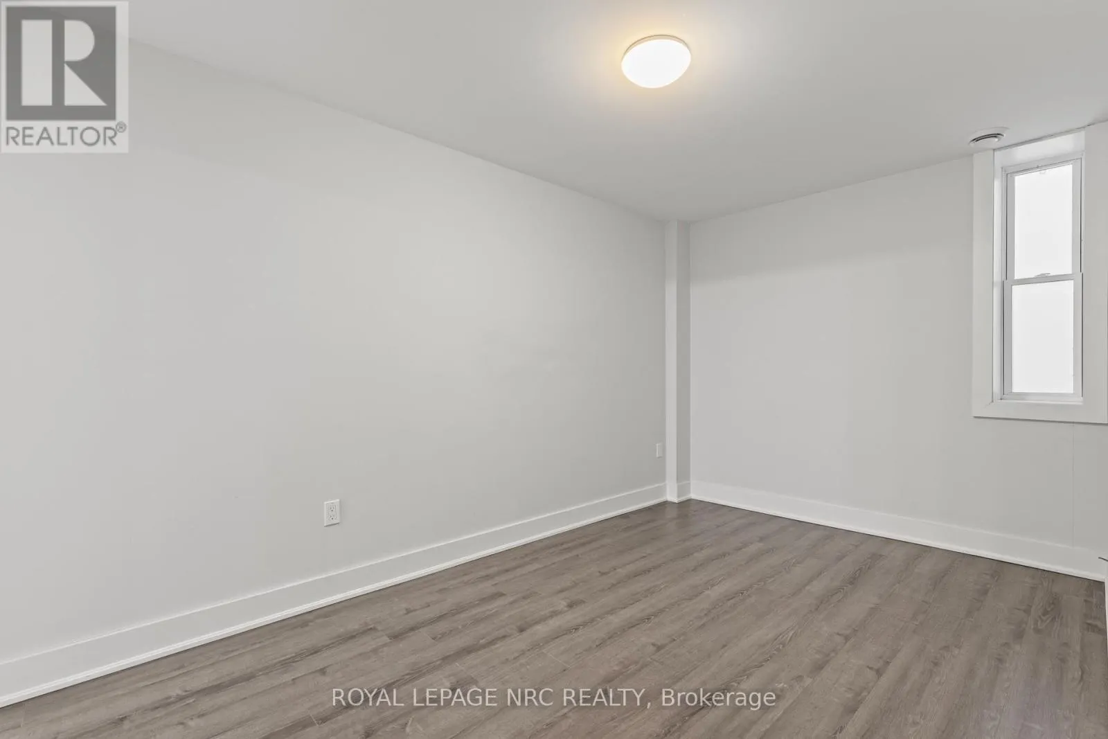 106 - 3710 MAIN STREET, #106