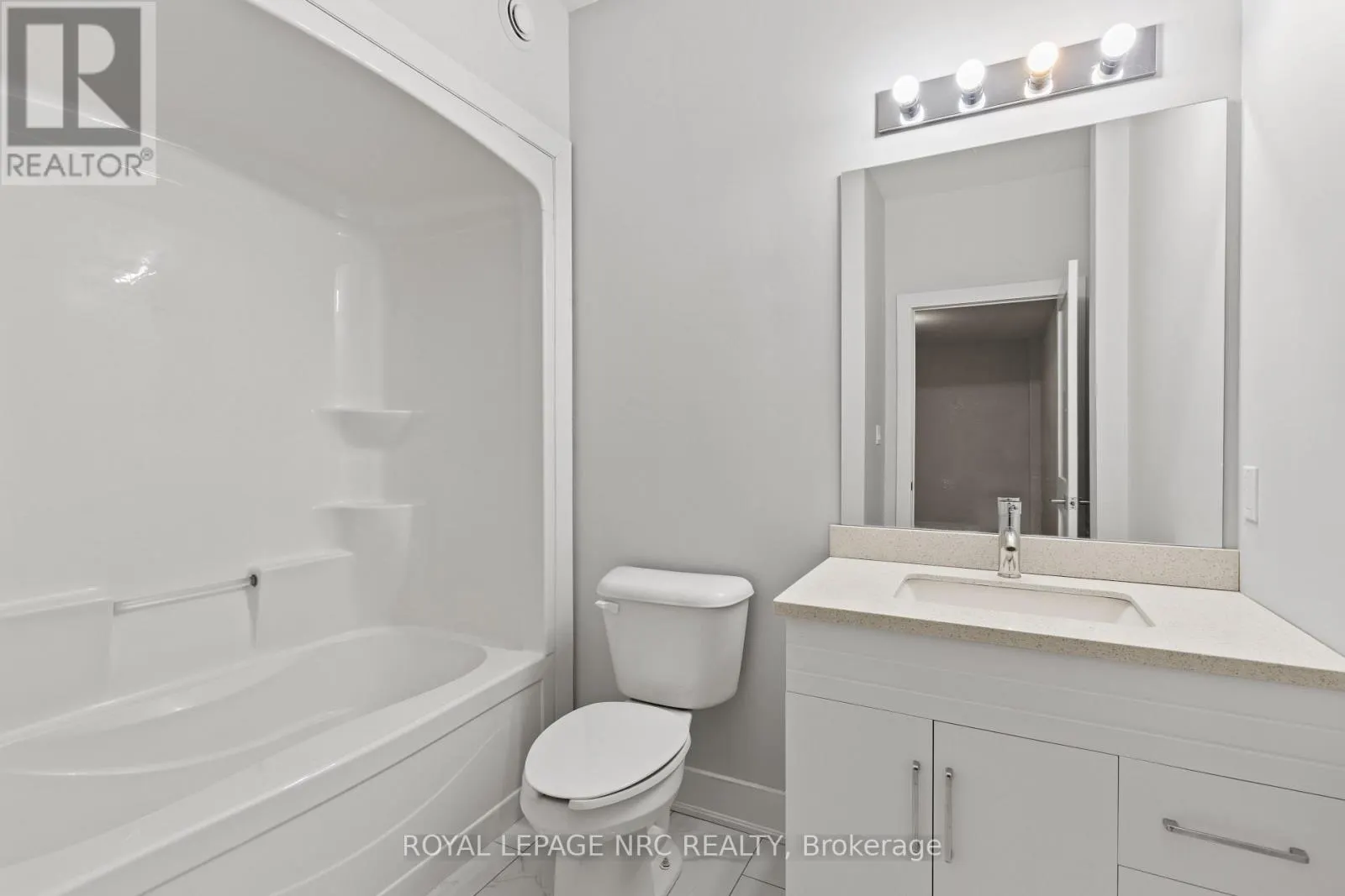 106 - 3710 MAIN STREET, #106