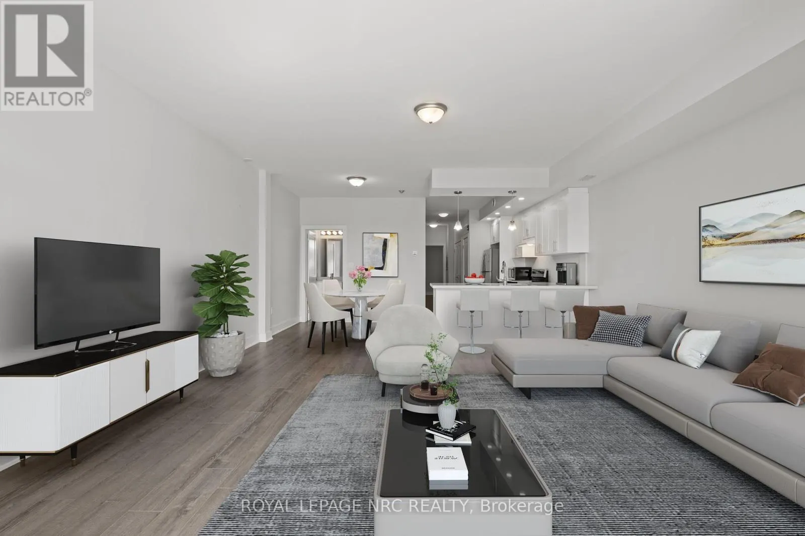 106 - 3710 MAIN STREET, #106