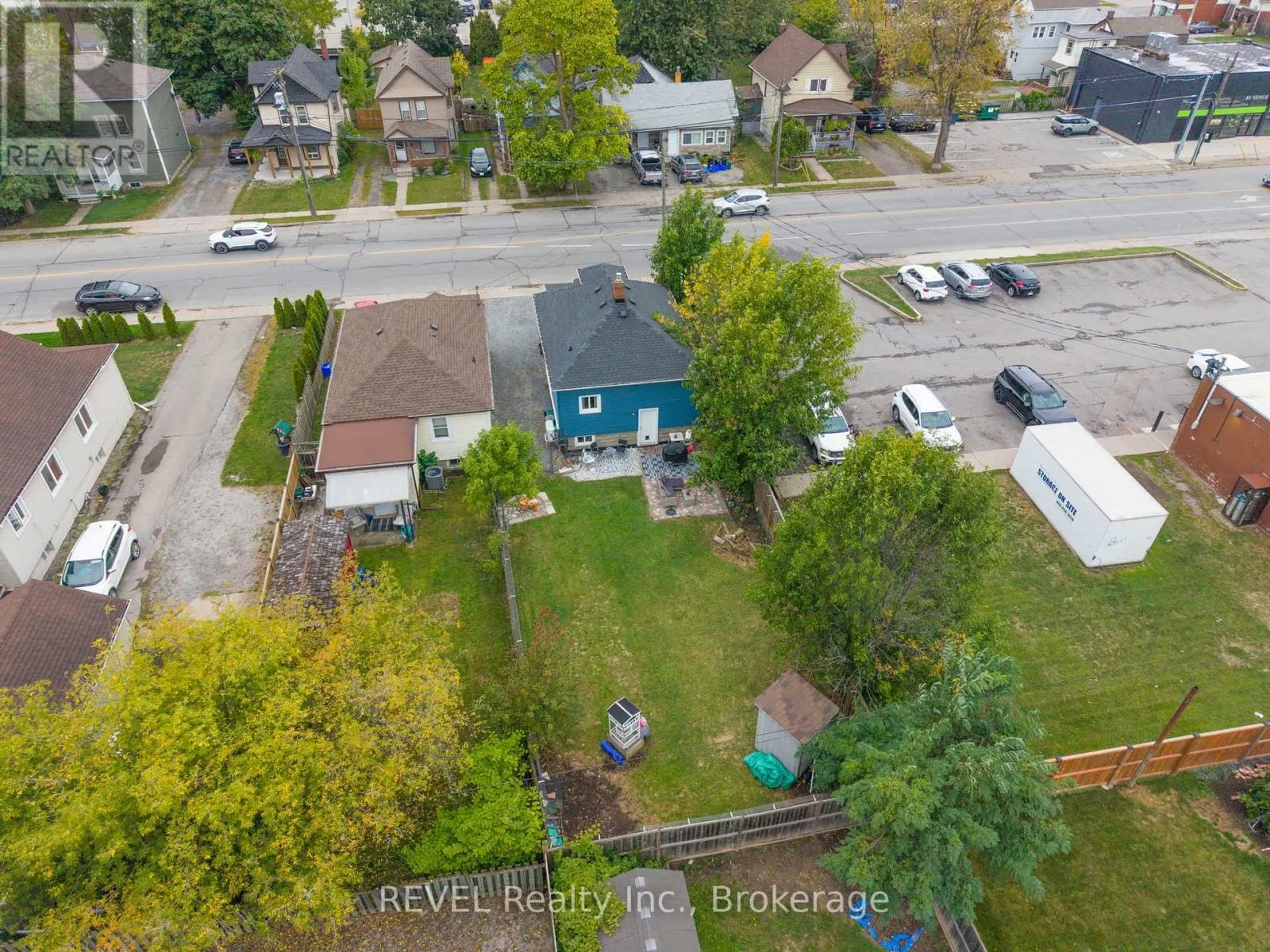 18 CROWLAND AVENUE