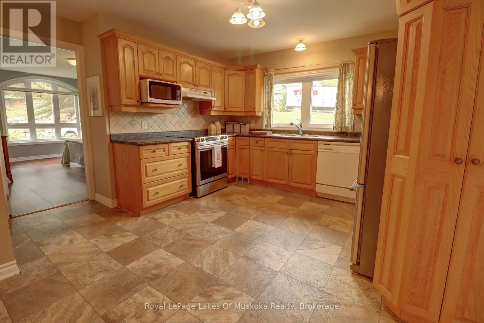 106 - 31 DAIRY LANE, #106