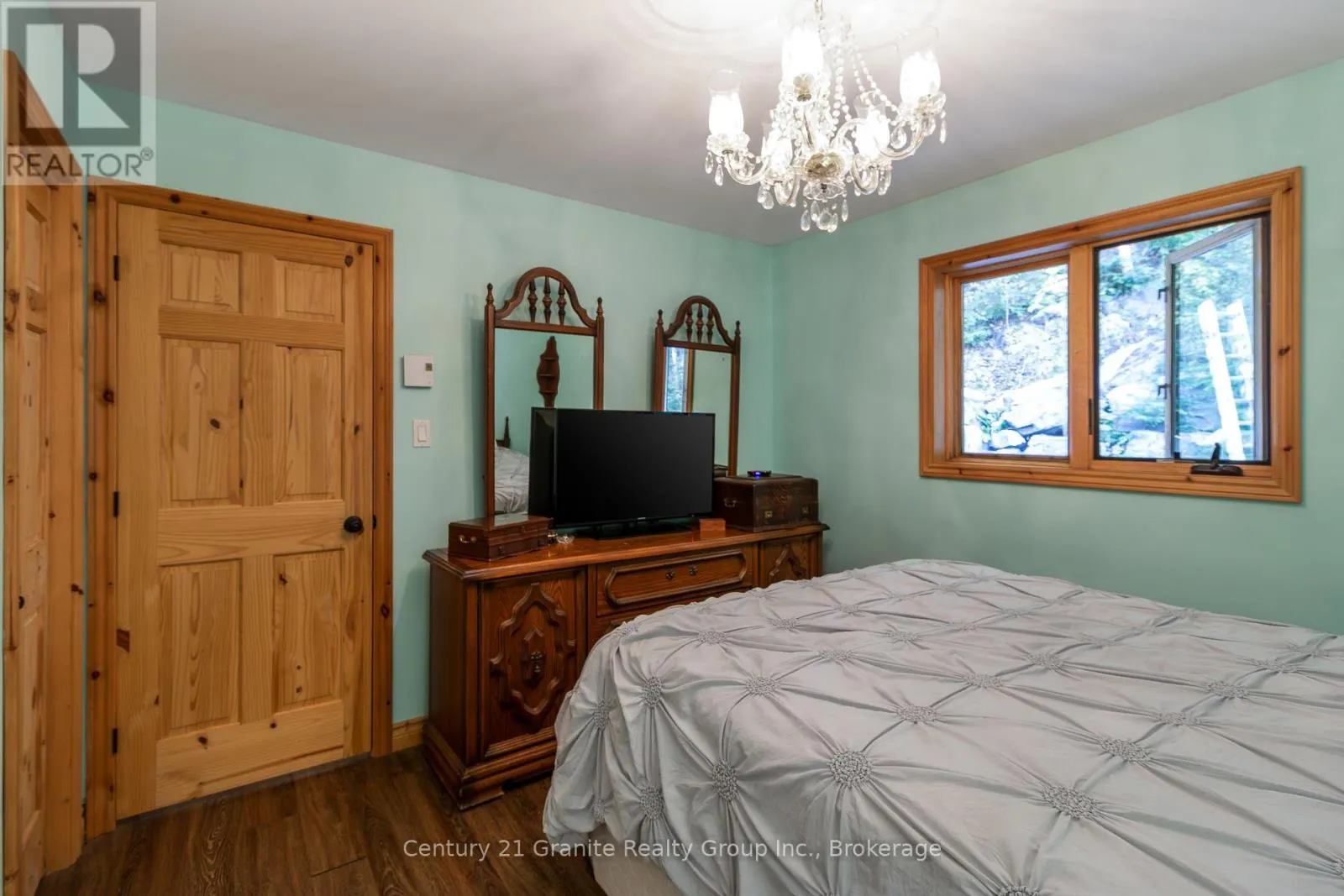 1219 MARATHON DRIVE