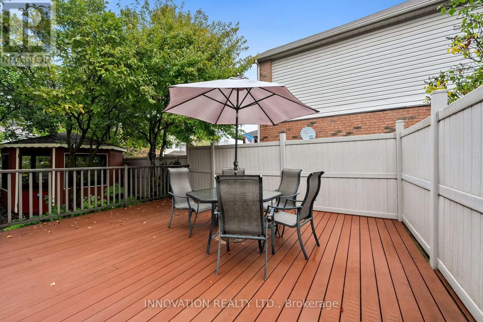 39 FURLONG CRESCENT