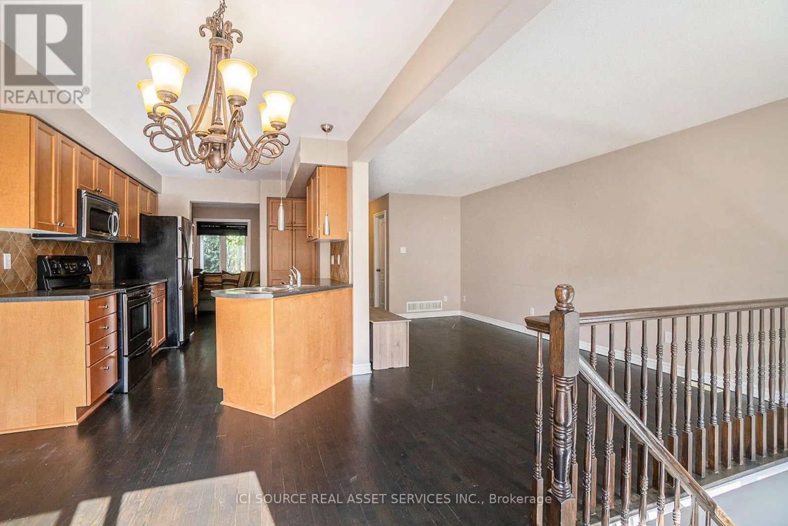 108 TALLTREE CRESCENT