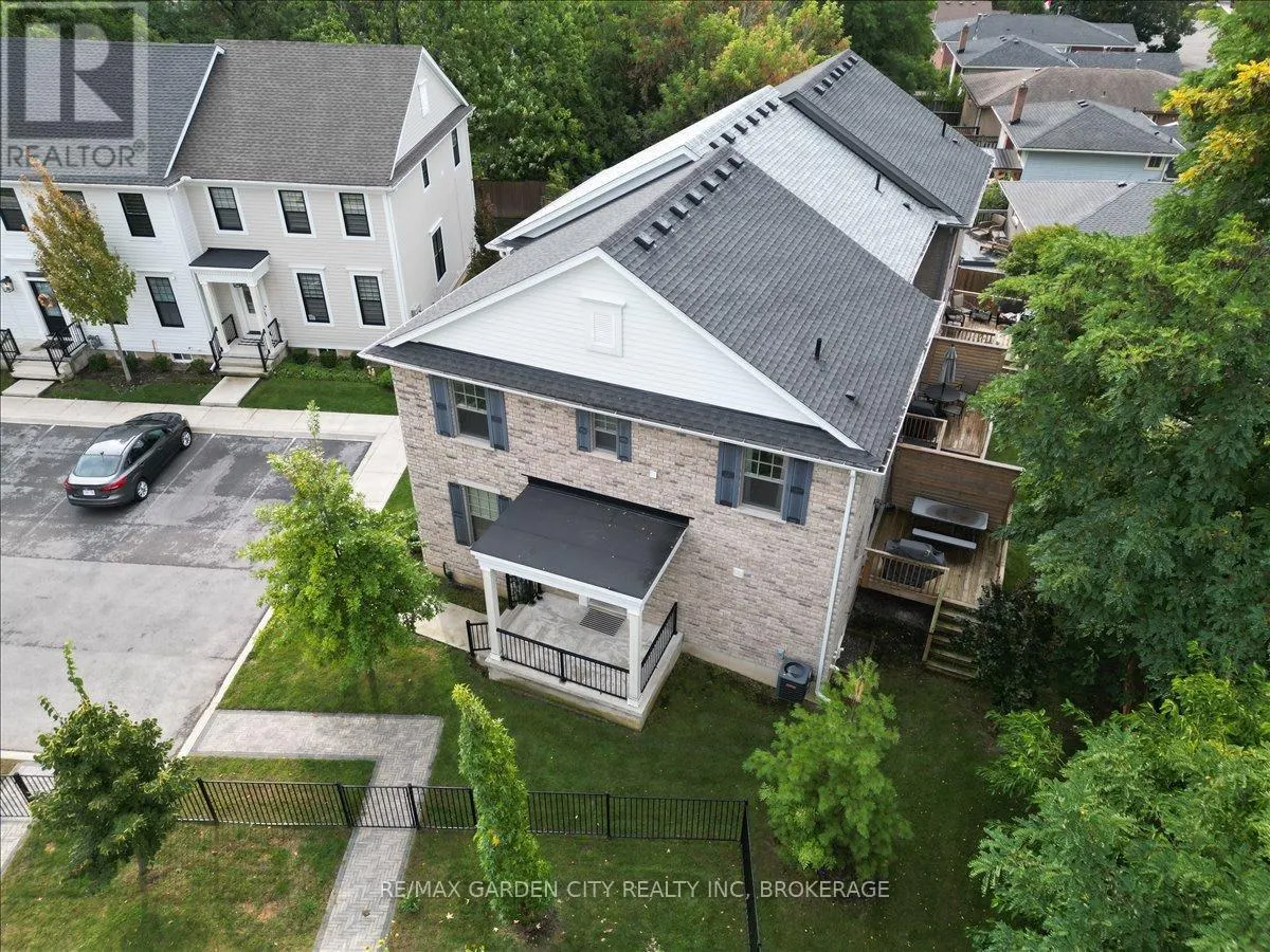 7 ASPEN COMMON