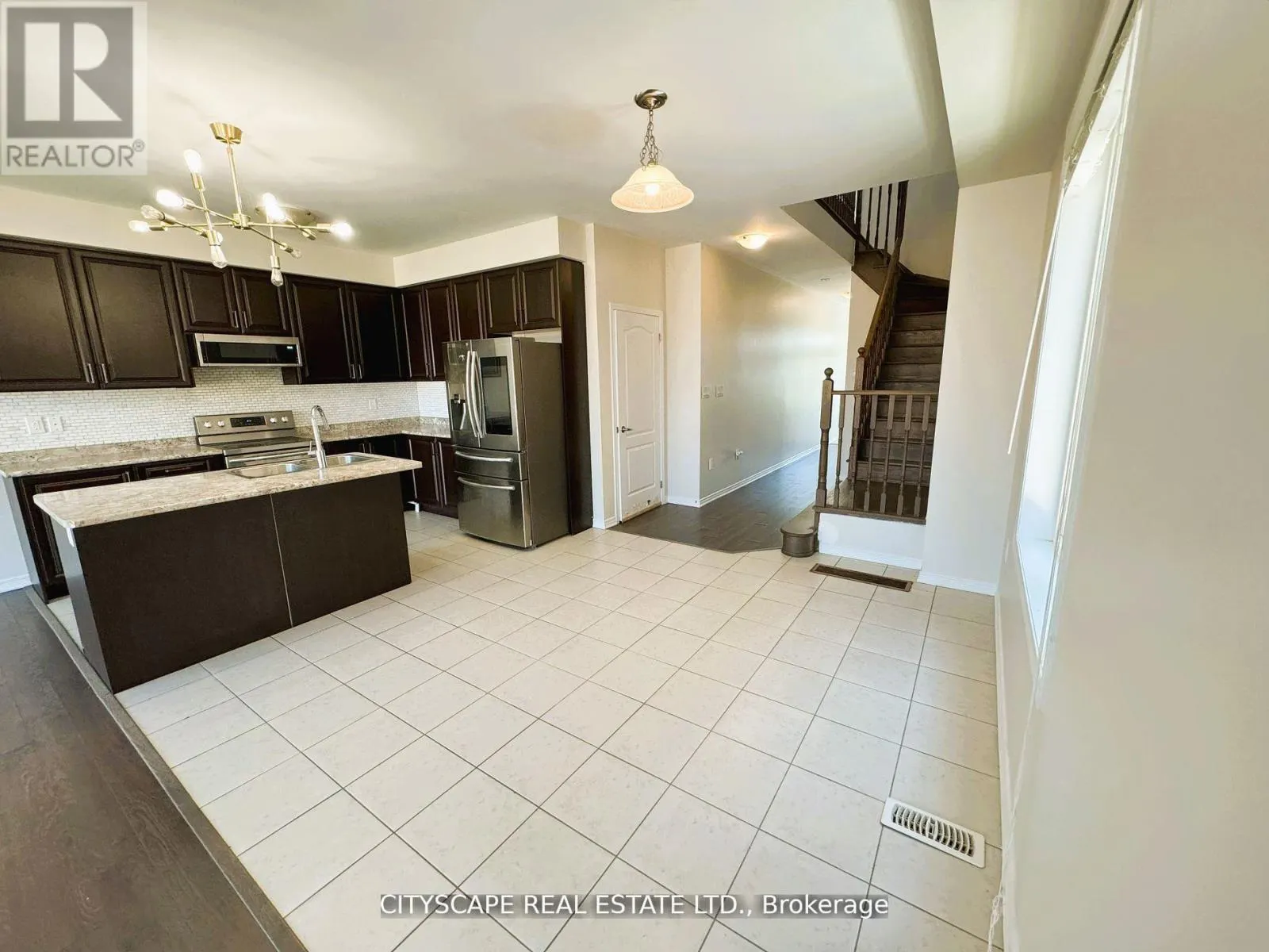 72 MACLACHLAN AVENUE