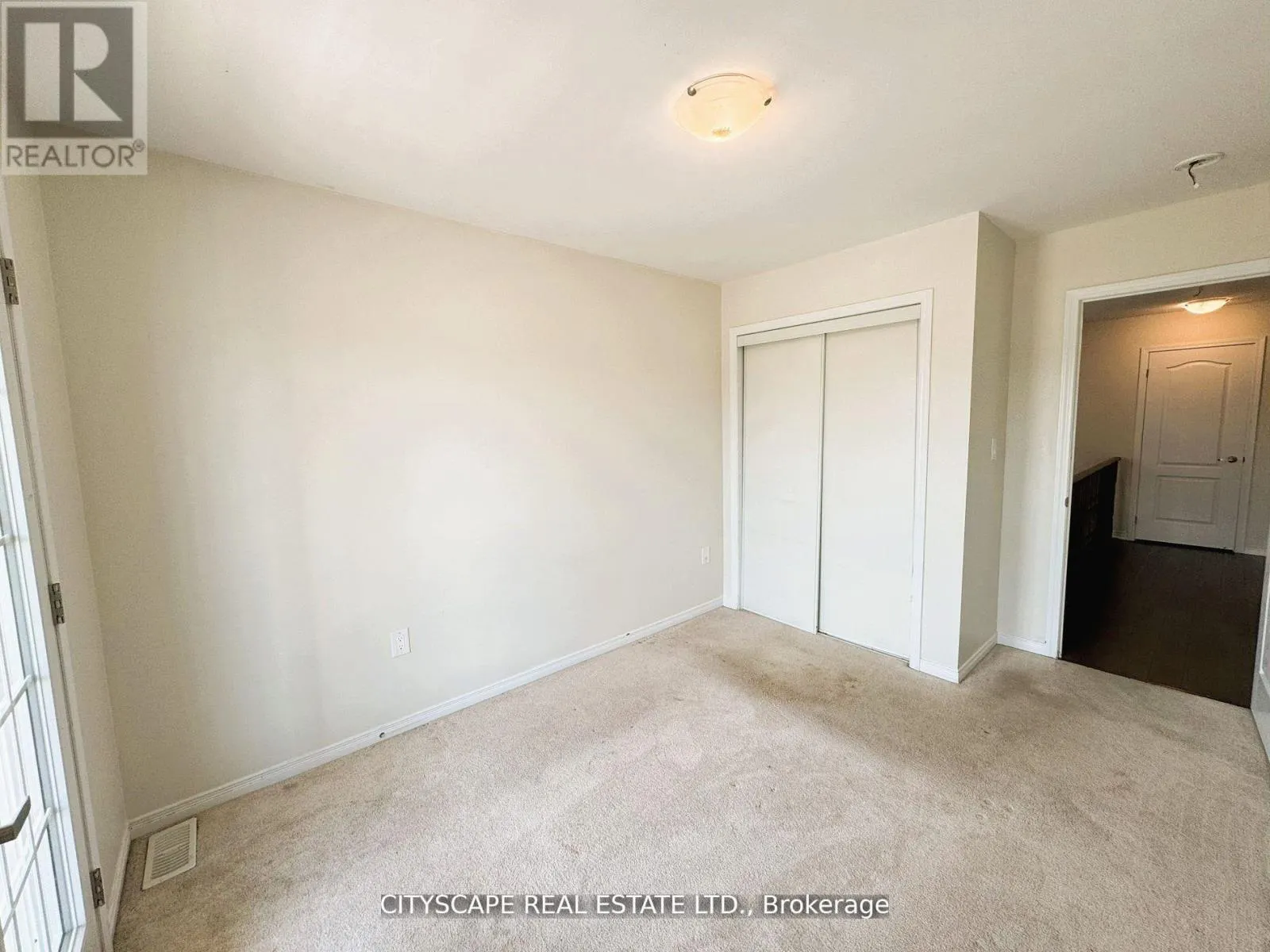 72 MACLACHLAN AVENUE