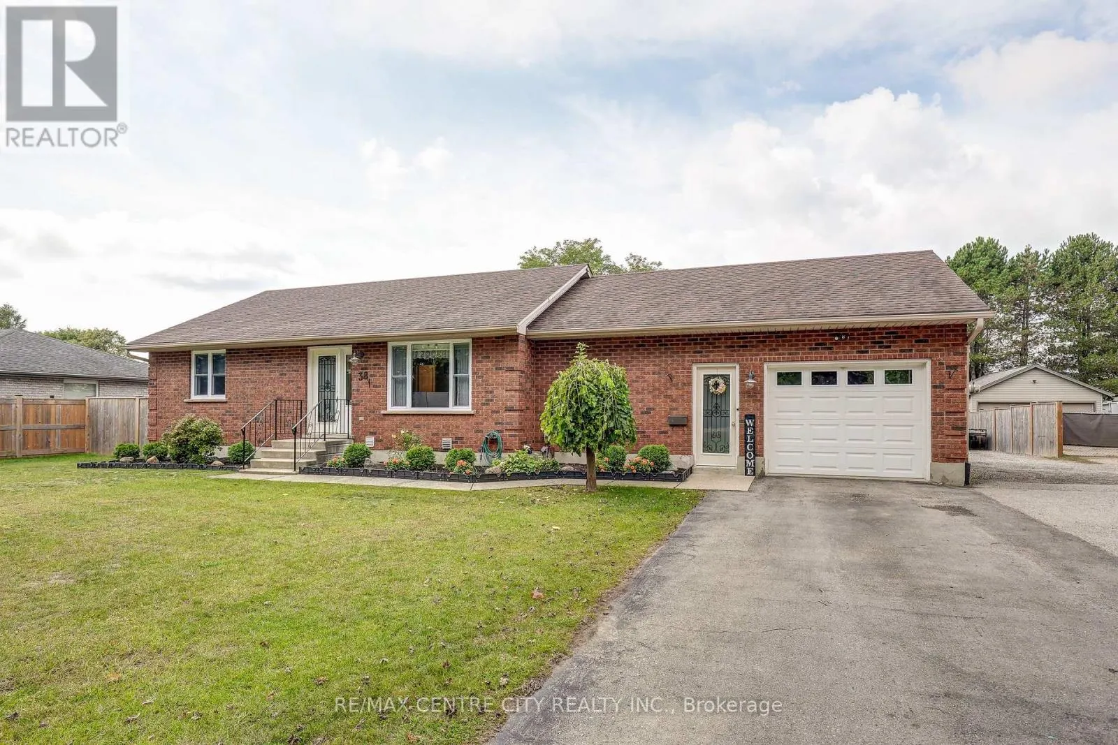 8109 SANDYTOWN ROAD
