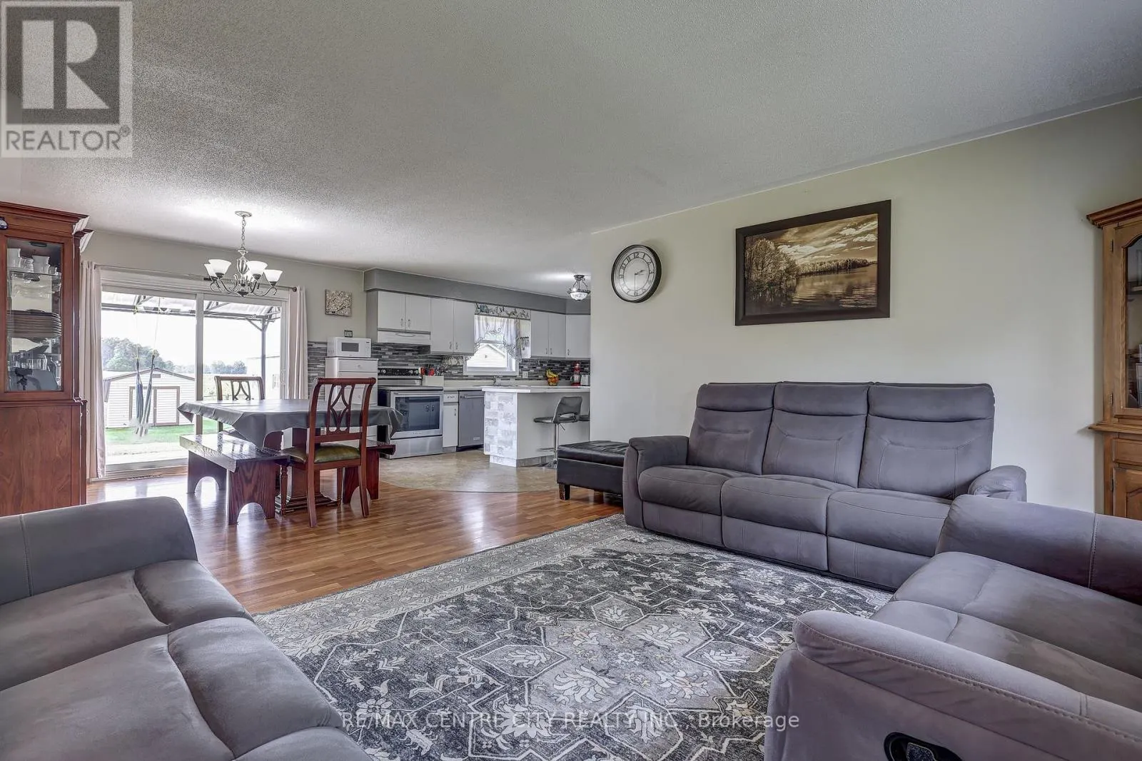 8109 SANDYTOWN ROAD