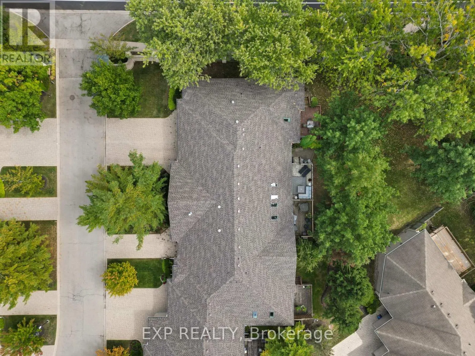 23 - 3241 MONTROSE ROAD, #23