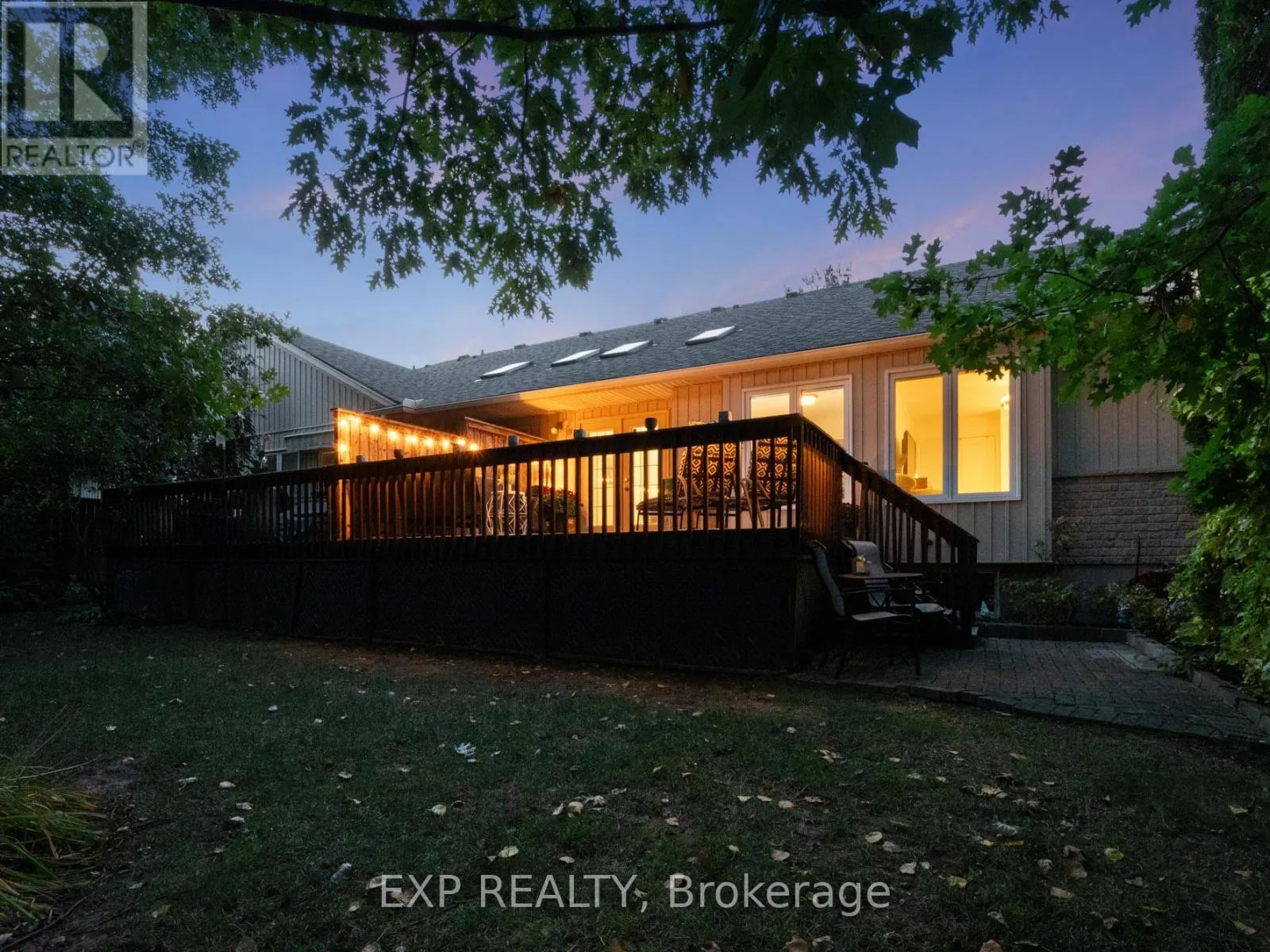 23 - 3241 MONTROSE ROAD, #23