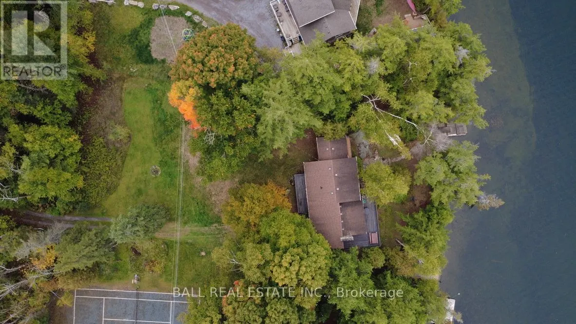 190 MAPLE LANE