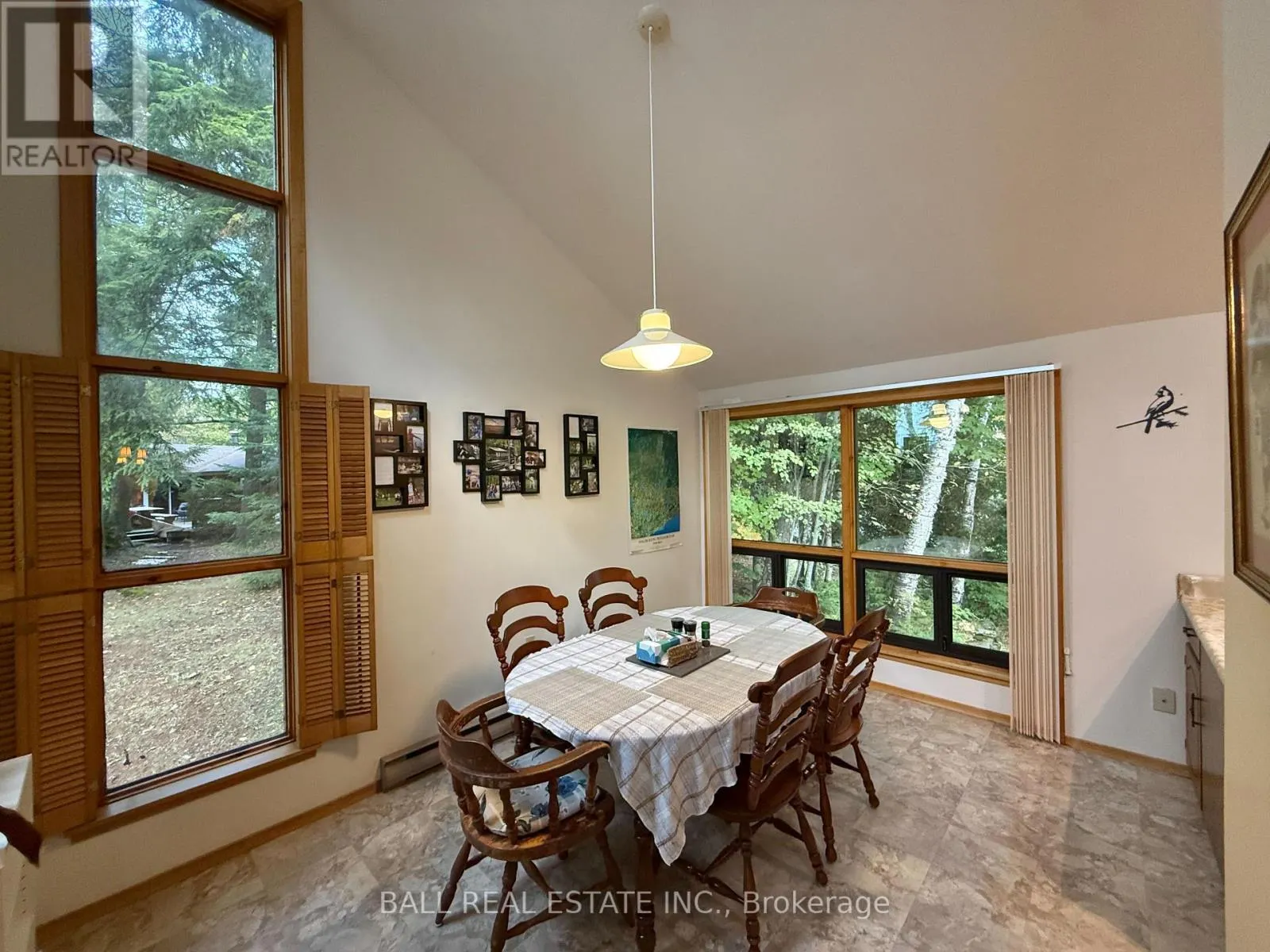 190 MAPLE LANE