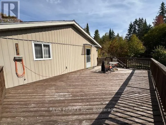 472 ROSE ISLAND ROAD