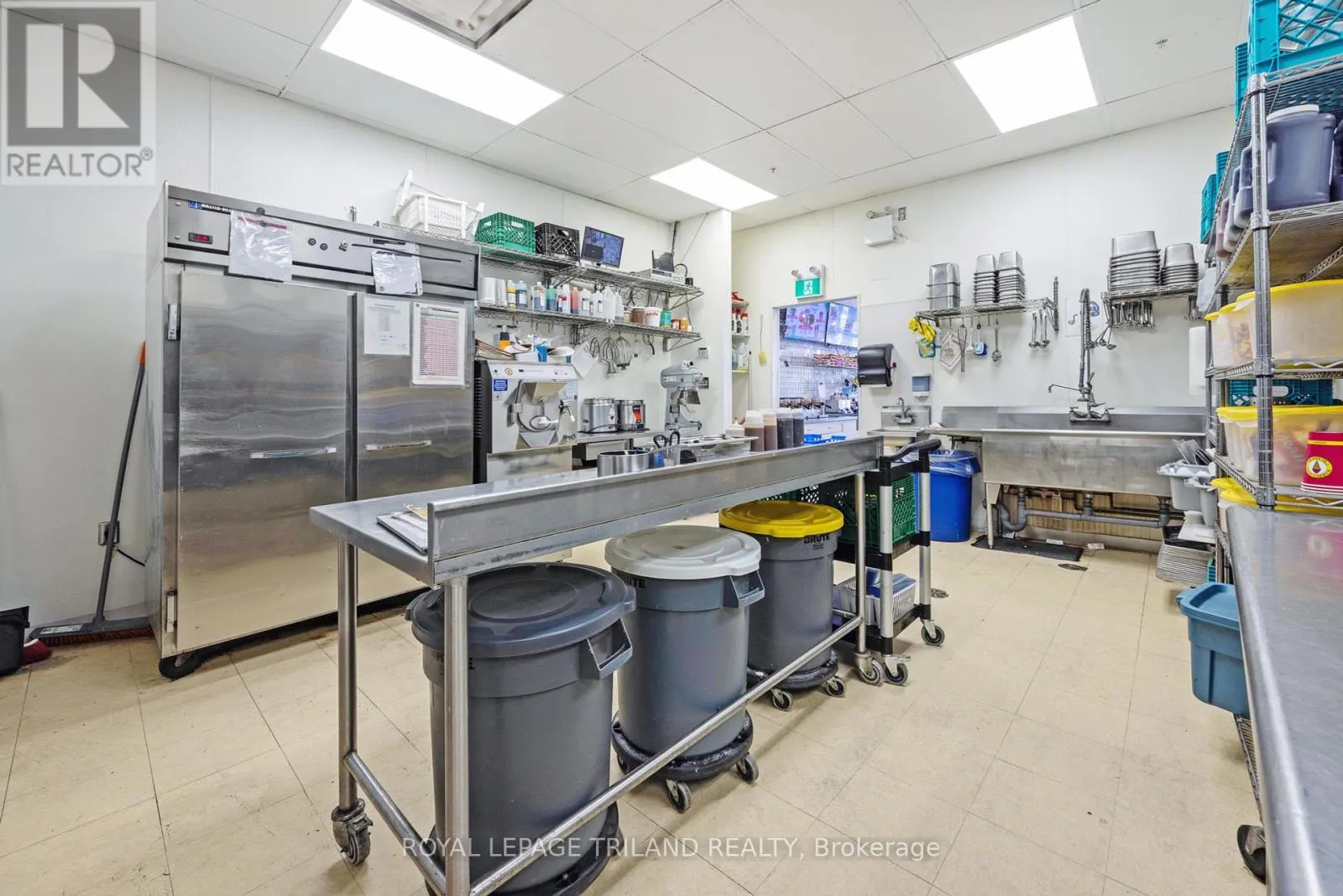 UNIT E - 50 NORTH CENTRE ROAD, #UNIT E