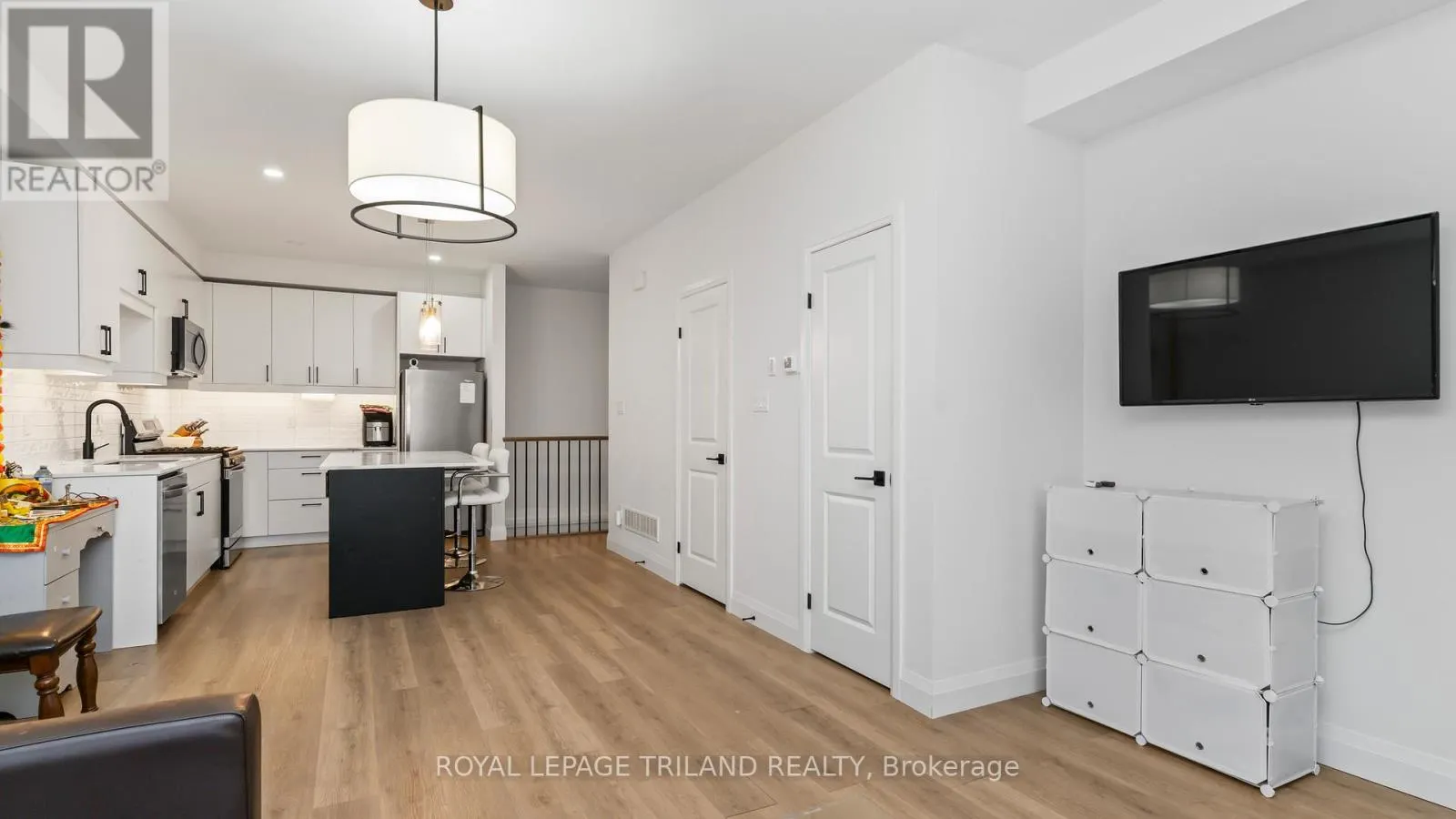 129 - 3900 SAVOY STREET, #129