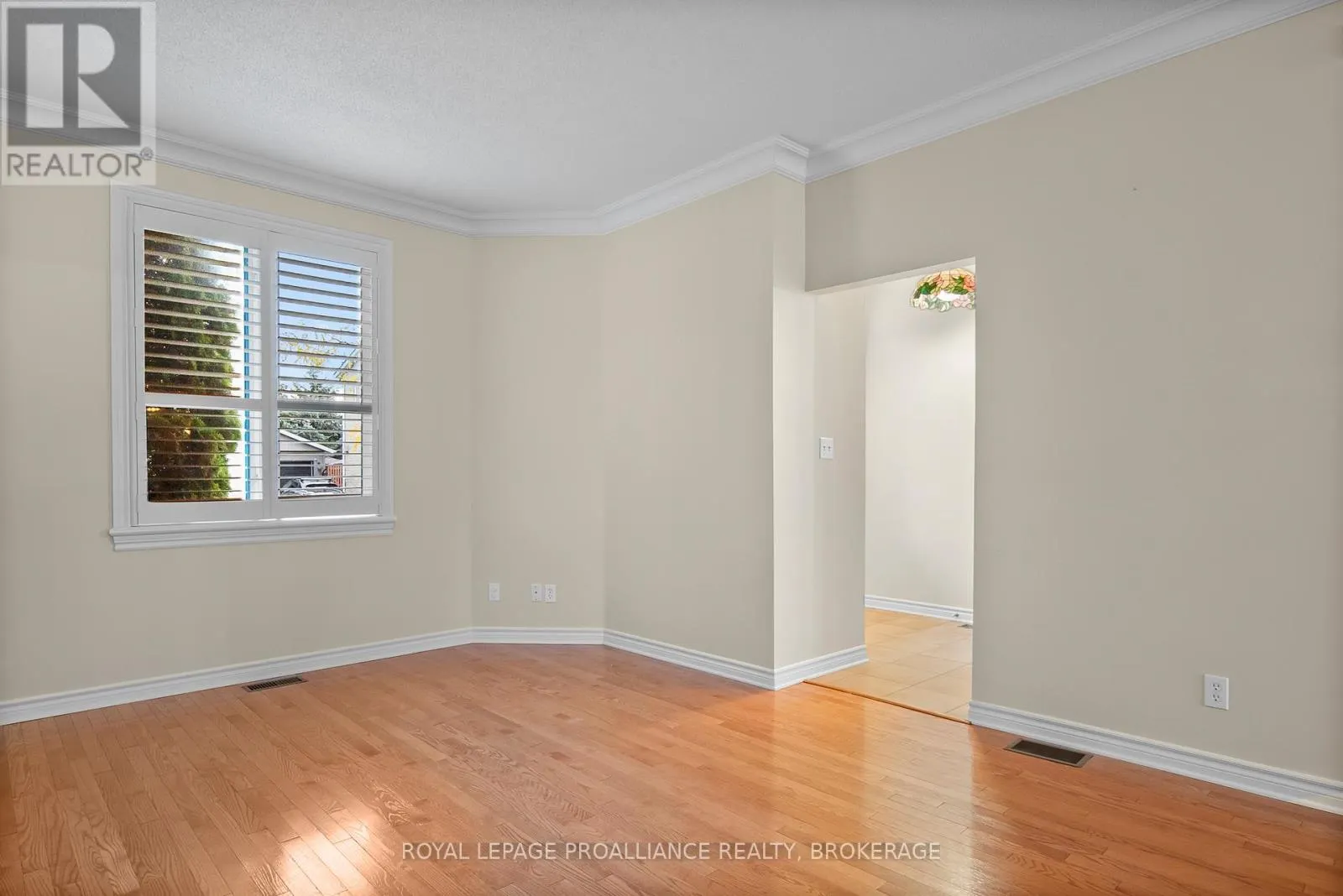 38 YONGE STREET