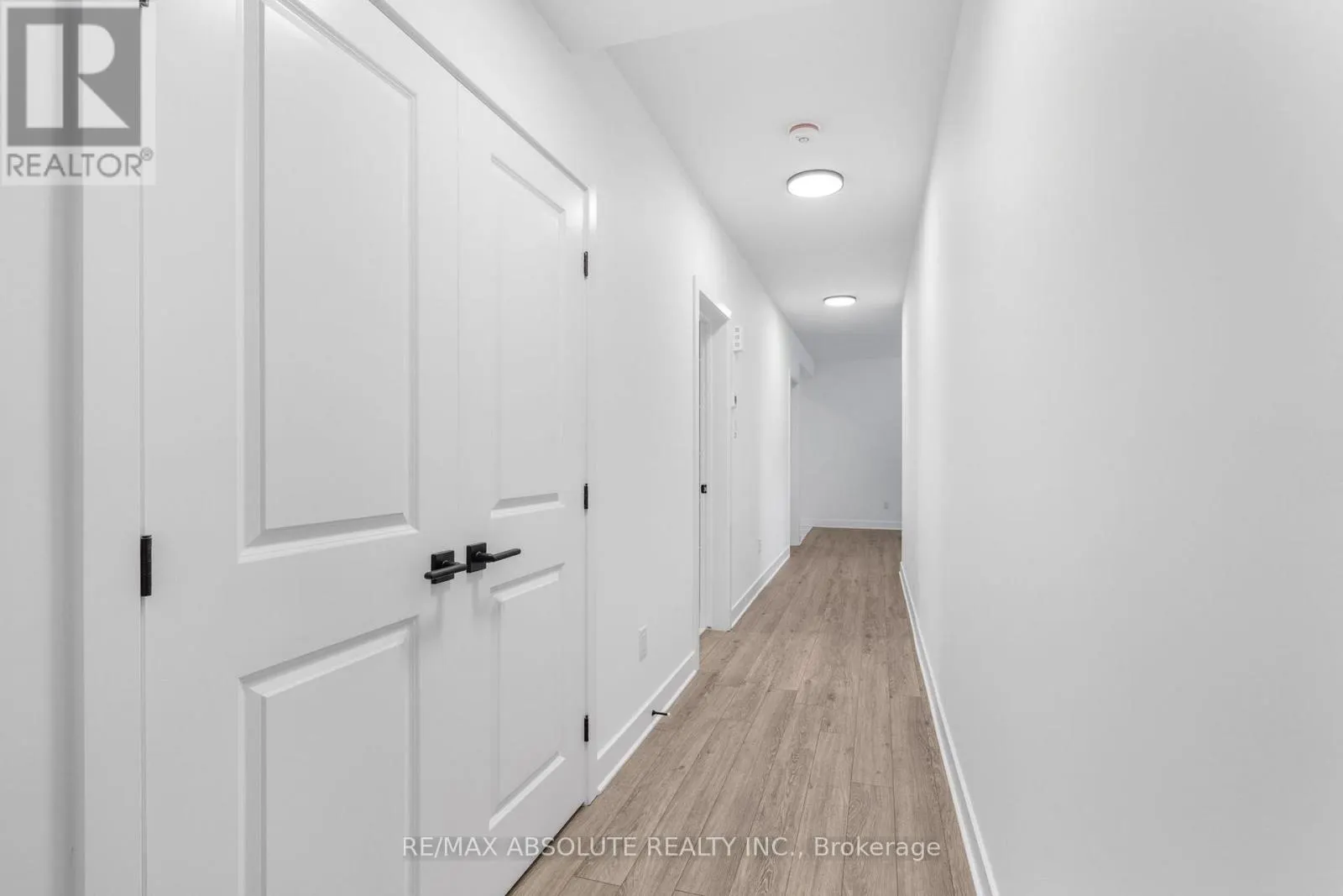 B - 802 NINAATIK PLACE