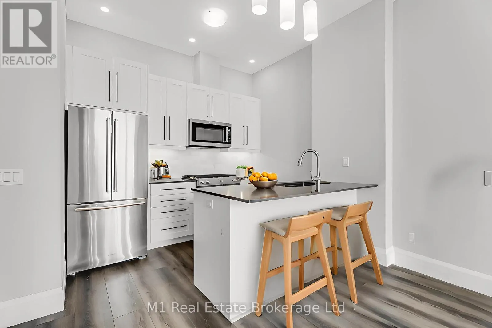 3001 - 60 CHARLES STREET W, #3001