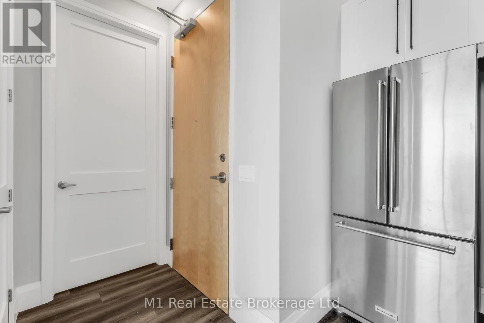 3001 - 60 CHARLES STREET W, #3001
