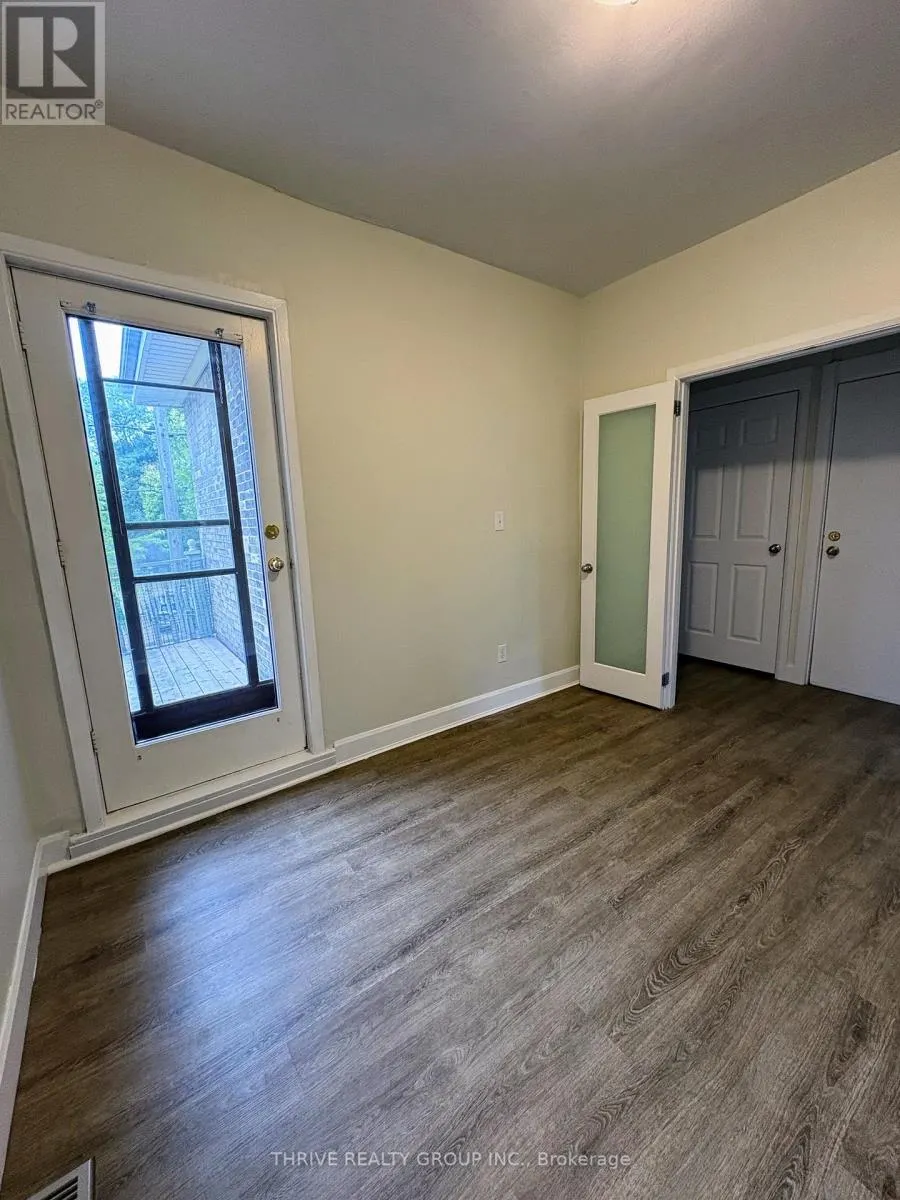 2 - 283 HYMAN STREET, #2