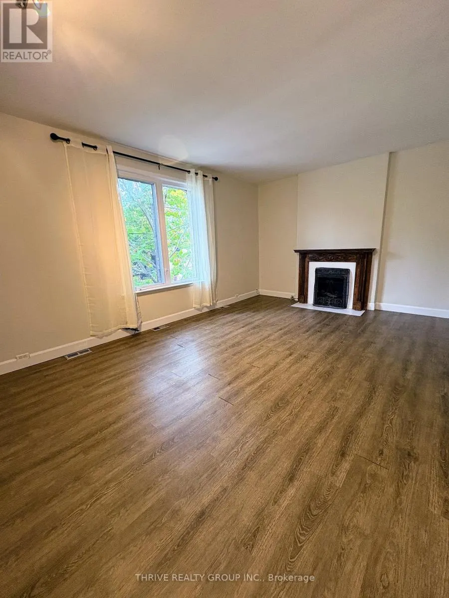 2 - 283 HYMAN STREET, #2