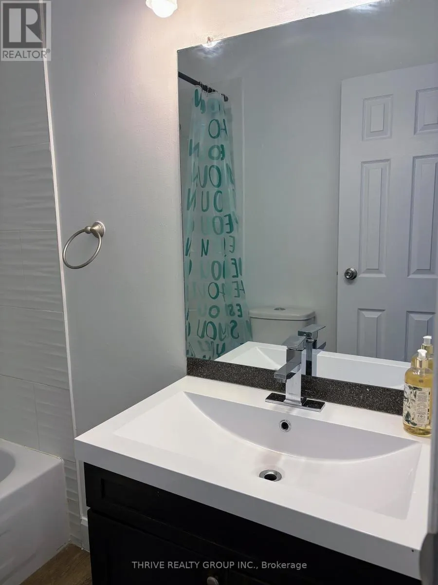 2 - 283 HYMAN STREET, #2