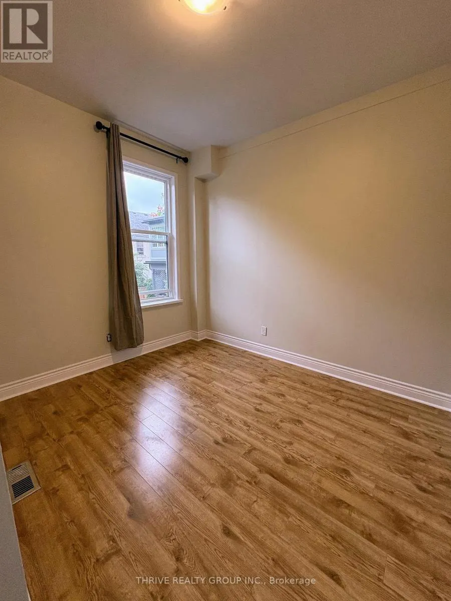 2 - 283 HYMAN STREET, #2