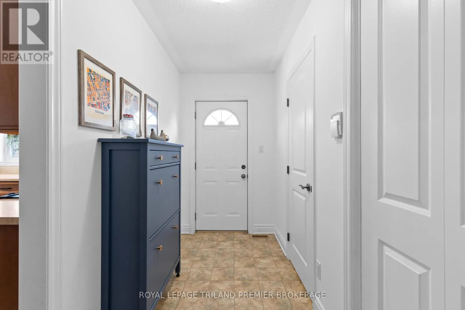 13 KANTOR COURT