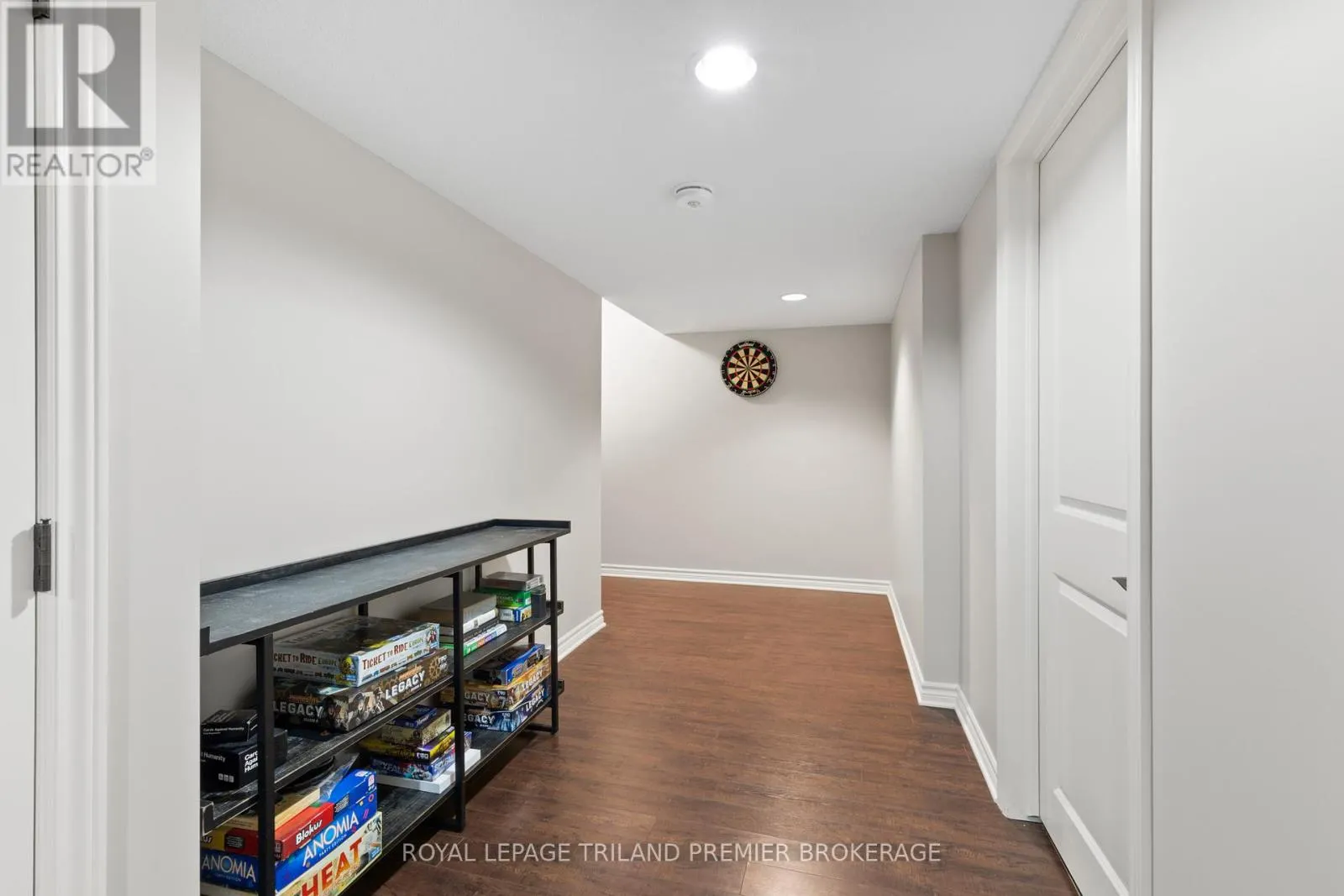 13 KANTOR COURT