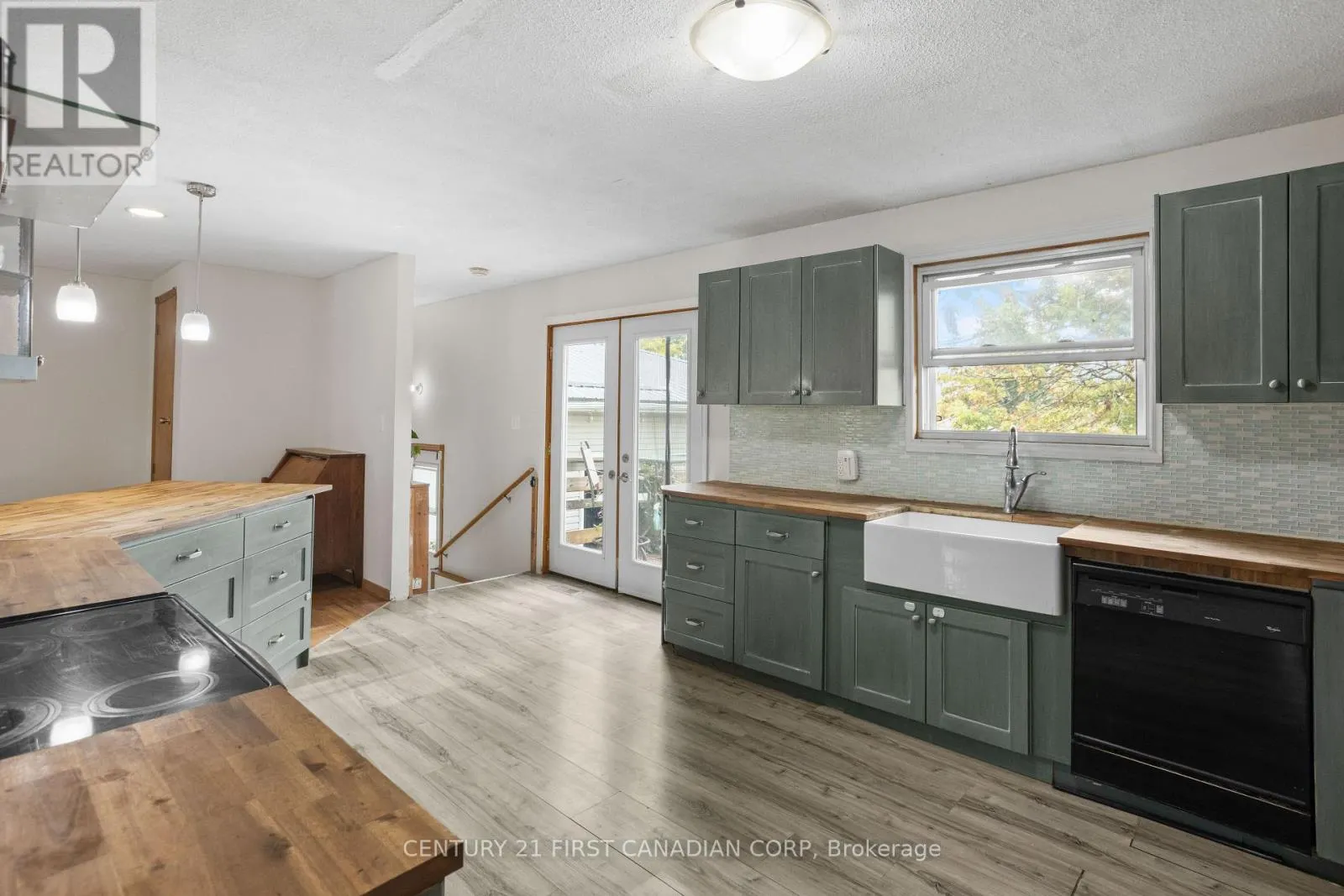 10213 IONA ROAD