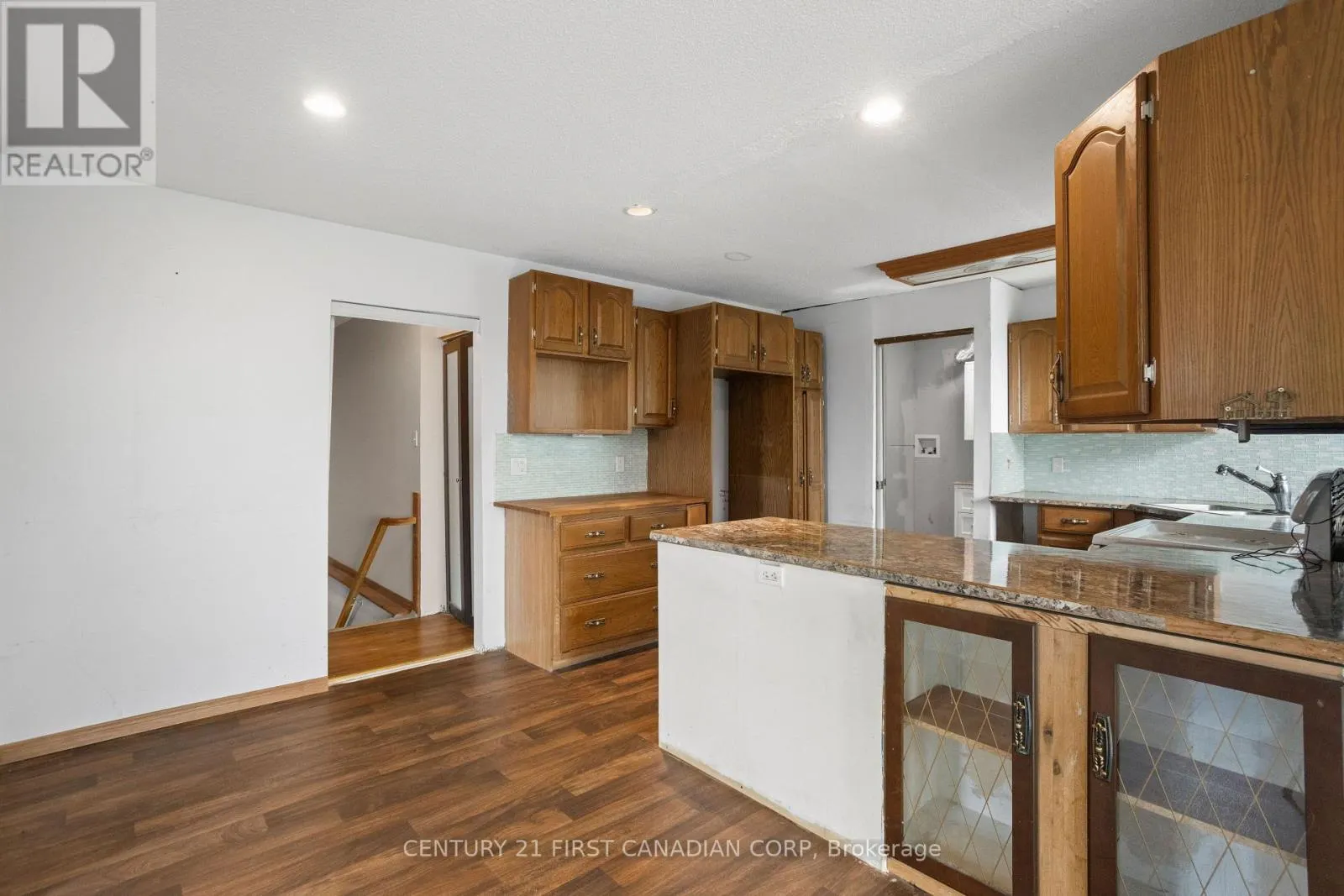 10213 IONA ROAD