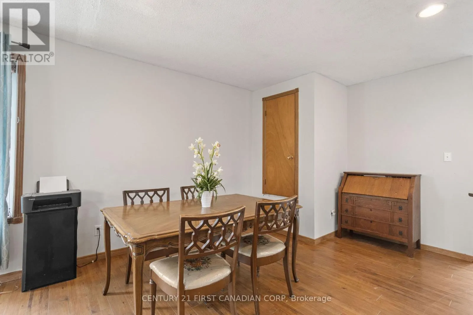 10213 IONA ROAD