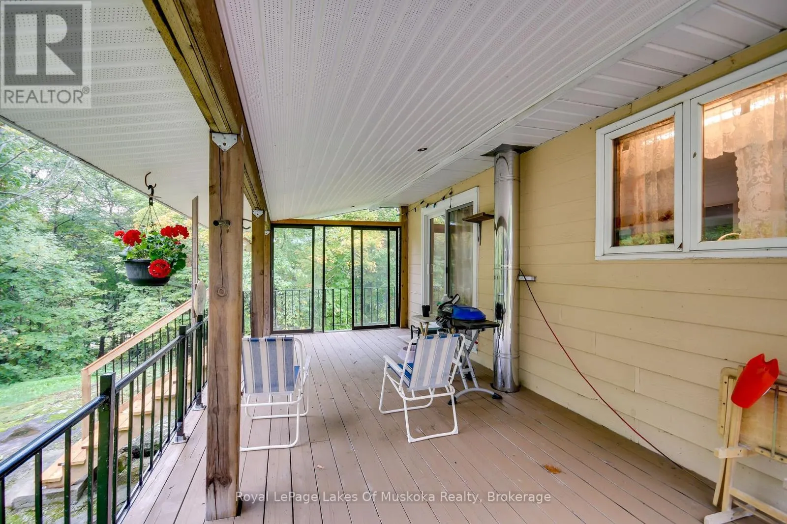1010 CHOWN ROAD