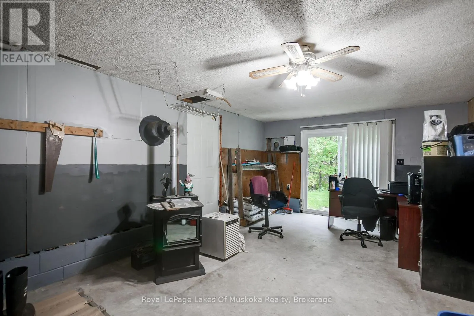 1010 CHOWN ROAD