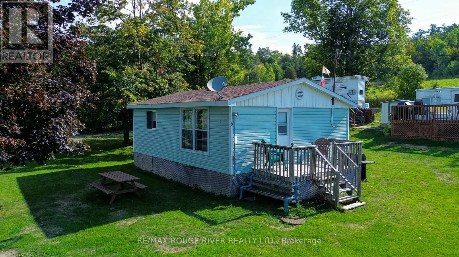 198 - 68 ROBINS ROAD, #198