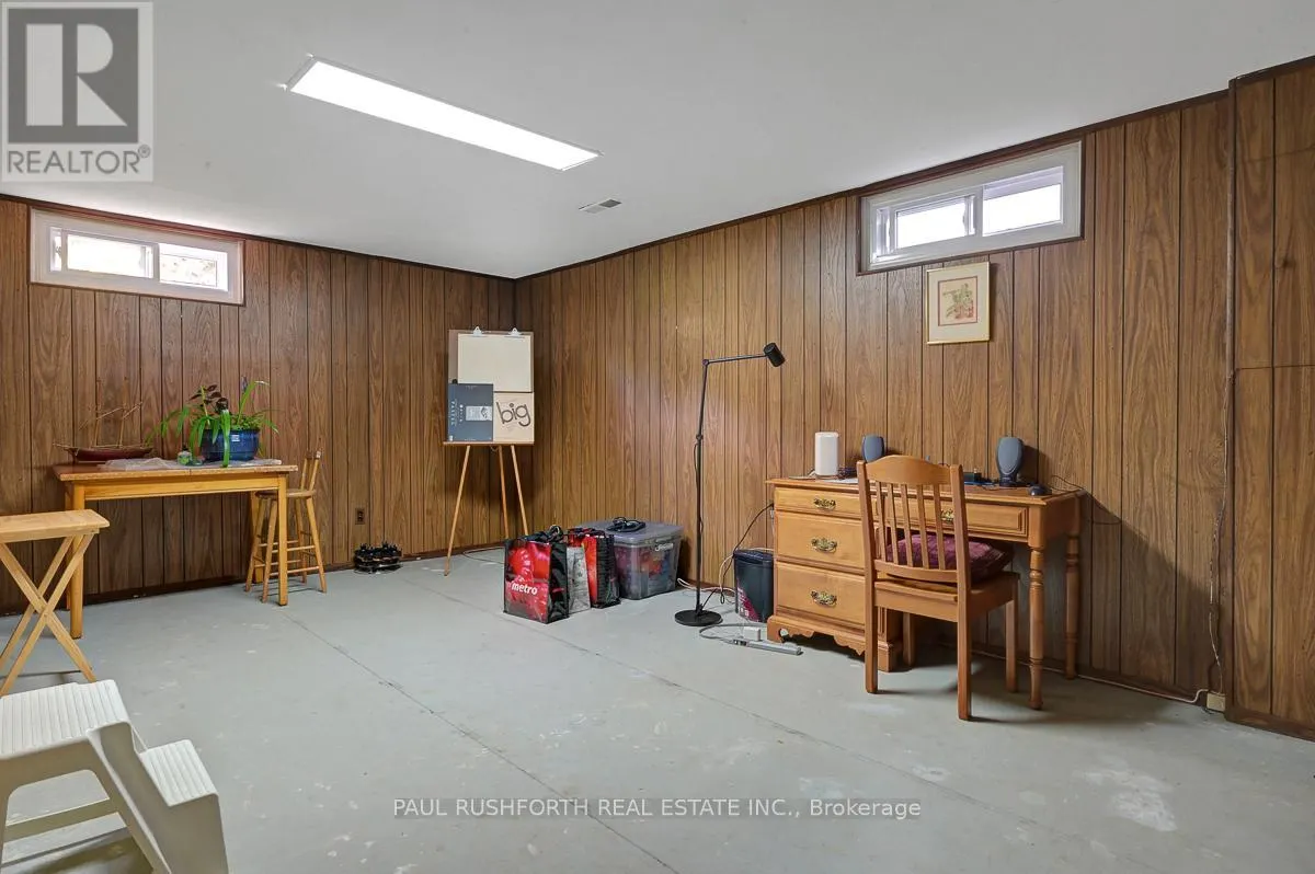 2421 OGILVIE ROAD
